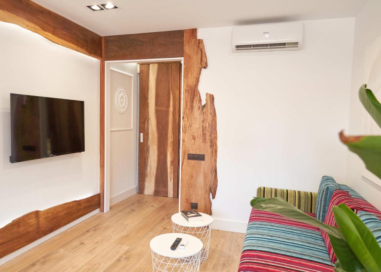Stay U-Nique Apartment Padilla Barcellona Esterno foto